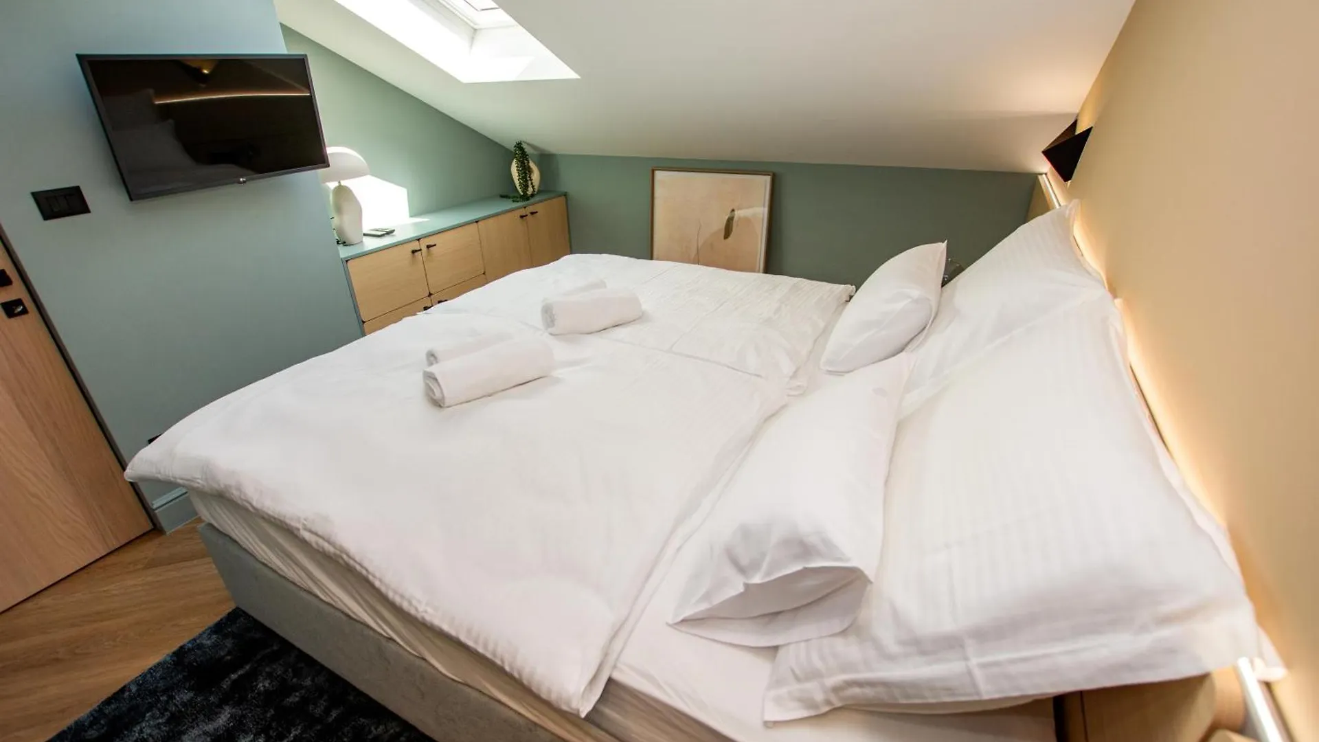Three Pearls Deluxe Apartment By The Sea 자다르 크로아티아