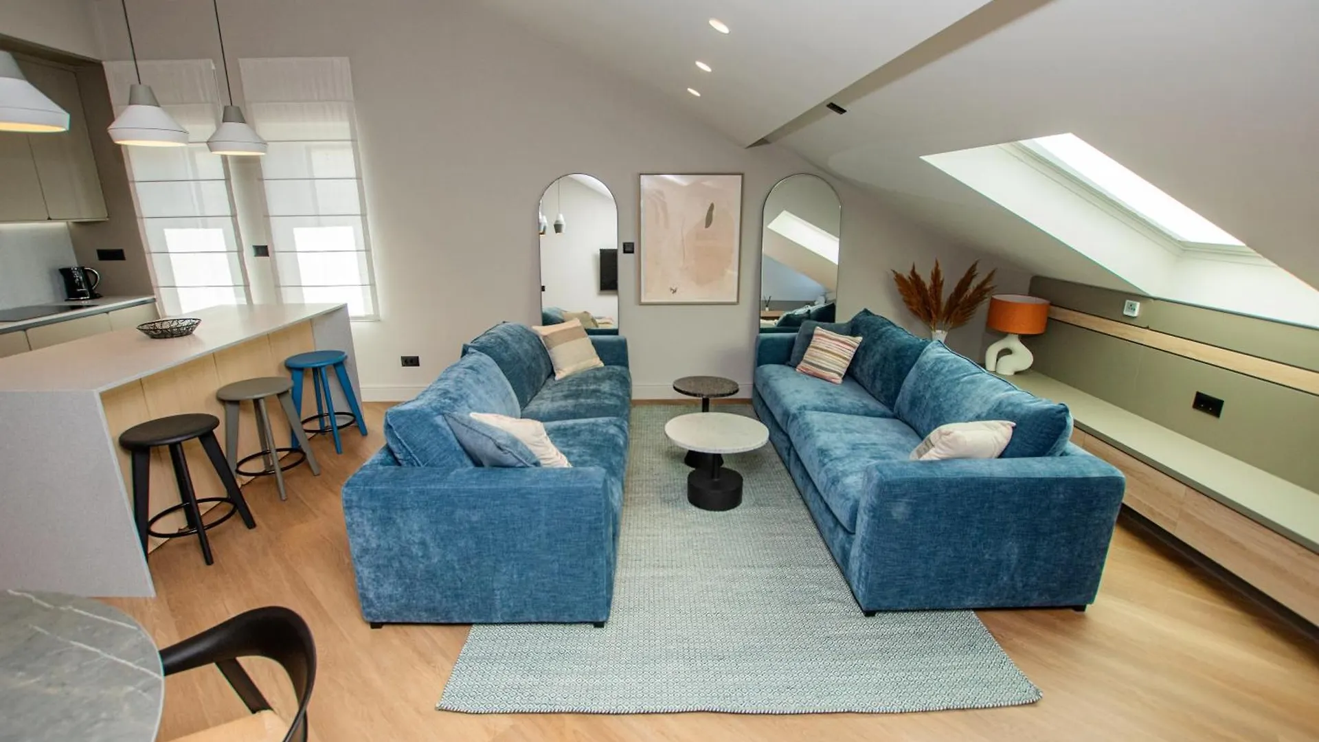 Three Pearls Deluxe Apartment By The Sea 자다르